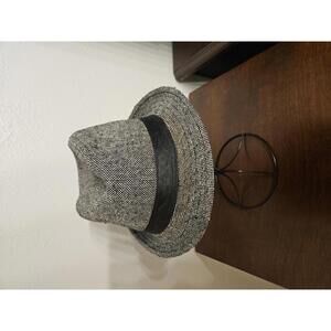 LIDS tweed fedora checkered hat